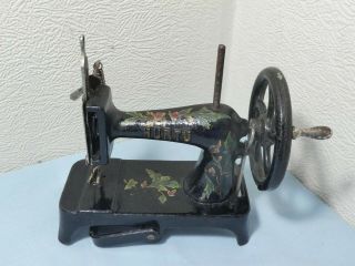 Antique Hurtu Miniature Cast Iron Sewing Machine Table Clamp