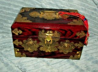Lovely Vintage Oriental Wood & Brass Jewelry Box With Tray