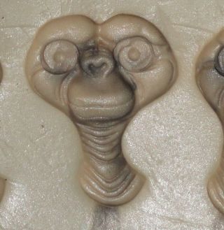 Vintage 9” Rubber Spin Casting Mold E.  T.  Et The Extraterrestrial Head Pendant Pi