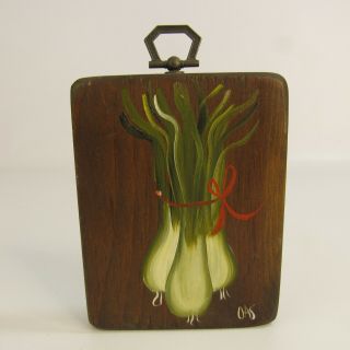 Vintage Hand Painted Kitchen Wall Hanging Wooden Plaque Green Onions Shallots 4 "