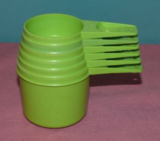 Complete Set Of 6 Vintage Tupperware Lime Apple Green Nesting Measuring Cups