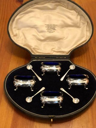 Fabulous Solid Silver Cased Set Of Salts And Spoons Lindsay & Paisley 1919