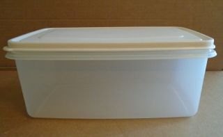 Vintage Rubbermaid Servin Saver Container With Almond Lid 9 12 Cup Rectangle Sa