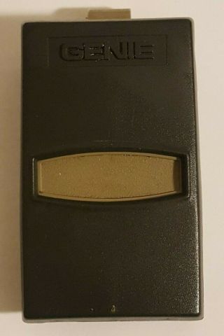 Vintage Genie At - 90 Garage Door Opener Remote With Clip - Fcc Id: B8q Gt50