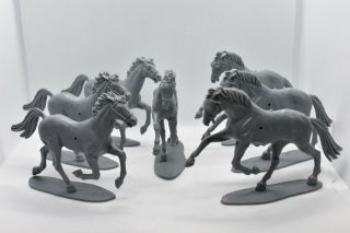 Vintage Airfix Wild West Horses For Cowboys,  Indians Plastic Toy Soldiers 1:32