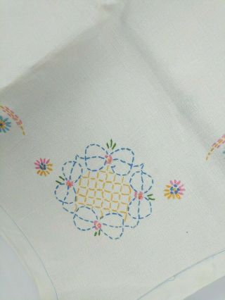 Vtg Linen Tablecloth Handmade Cream Embroidered Floral 36 X 35 Square