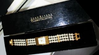 Vintage Joan Rivers Ladies Pearl Wrist Watch