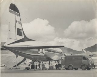 Large Vintage Photo - Cat Civil Air Transport Dc - 4 At Hong Kong