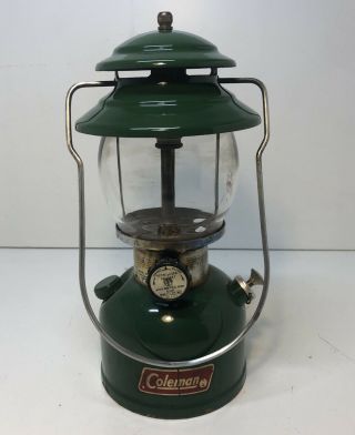 Vintage 1982 Coleman Green 200a Single Mantle Camping Lantern 2/82 Needs Globe