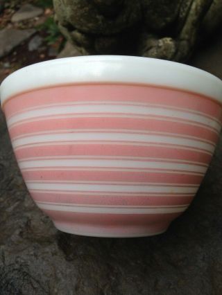 Vintage Pyrex 401 Pink Stripe Mixing Nesting Bowl