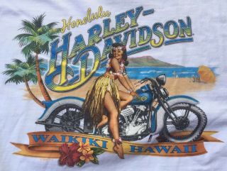 Vintage 2008 Harley Davidson Honolulu Waikiki Hawaii Pin Up Hula Girl T - Shirt