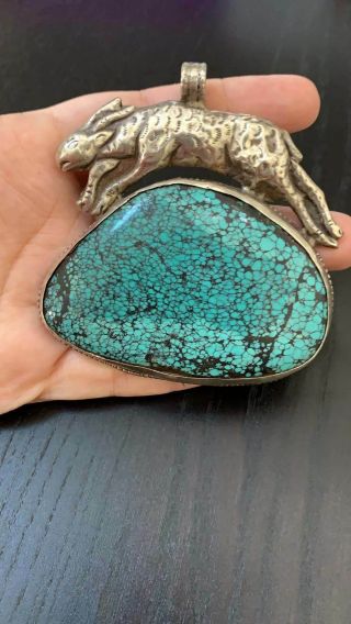 ANTIQUE LARGE SILVER PENDANT WITH TURQUOISE STONE INLAY & ORNAMENTED BACK 85g 2