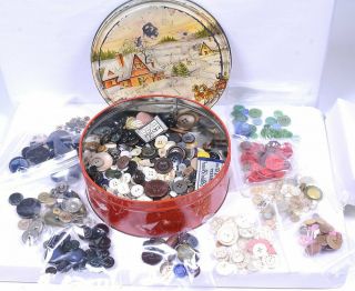 Hundreds (2 Lbs) Vintage Buttons In Tin Multi - Colors Various Sizes & Materials
