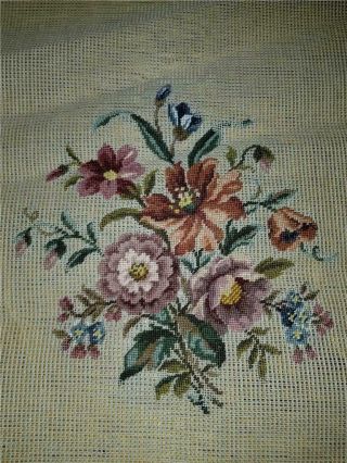 Vtg Mid - Century 23x23 Pre - Worked Needlepoint Canvas Shabby Chic Cottage Floral A