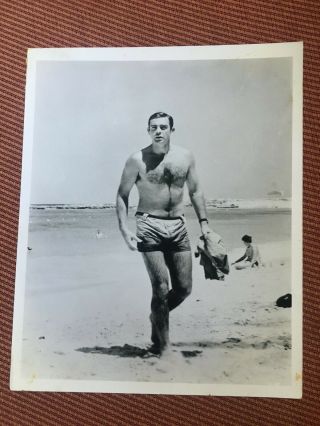 James Bond 1965 Vintage Press Still Photo Thunderball Sean Connery