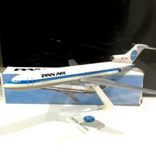 Flight Miniatures Pan Am 1/200 Boeing 727 - 200 Plastic Model Air Plane Flugzeug