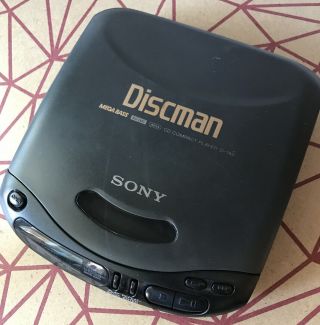 Sony Discman D - 143 Cd Compact Player Digital Mega Bass Black Portable Vintage