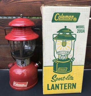 Vintage Coleman Lantern Red Model 200 7 - 65 July 1965 Globe Sunshine W Box