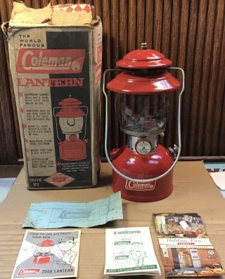 Vintage 1965 Coleman Lantern Model 200a W/box And Papers