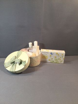 Vtg Crabtree & Evelyn 3 Camomile Glycerine Soap & Spring Rain Gift Set Lotion