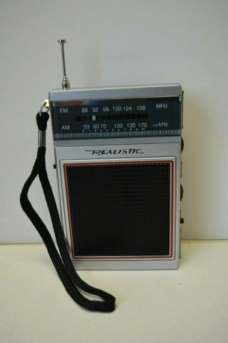 Vintage REALISTIC RADIO SHACK 12 - 719 AM FM Pocket Portable Transistor Radio 2