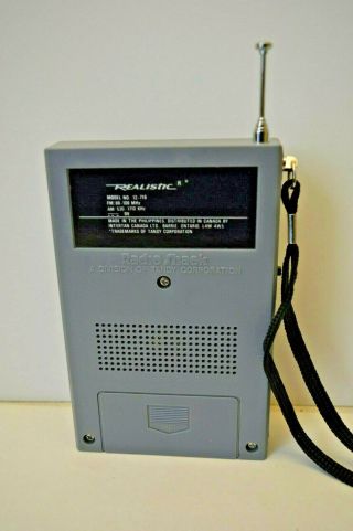 Vintage REALISTIC RADIO SHACK 12 - 719 AM FM Pocket Portable Transistor Radio 3