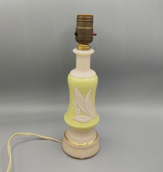 Vintage Sm Aladdin Alacite Chartreuse Lily Of The Valley Table Lamp