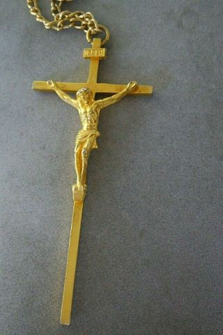 Vintage Large Gold Tone Catholic Crucifix Cross Pendant Chain Necklace