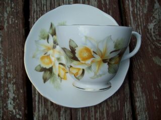 Vintage Duchess Bone China England Tea Cup & Saucer Set " Yellow Orchid "