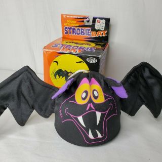 Vintage Halloween Trendmasters Strobie Bat Hanging Shaking Sounds Lights Box 3
