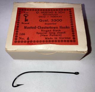 Vintage Mustad Chestertown Fishing Hooks For Fly Tying Size 6 Qual 3300