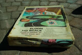 Vintage Eldon HO Scale Over and Under 8 Road Race Set Slot Car Racing 2