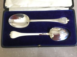 Cased Britannia Silver Trefid Serving Spoons Thomas Bradbury & Sons 1920