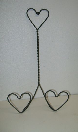Vintage Primitive Farmhouse Wire Plate Holder Hanger Heart Design Handmade