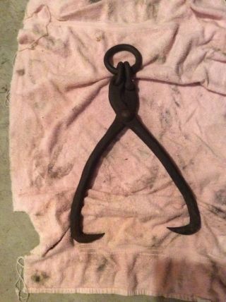 Large Antique Iron Log Or Hay Tongs - 18 Inches Marked 34 - Heavy,