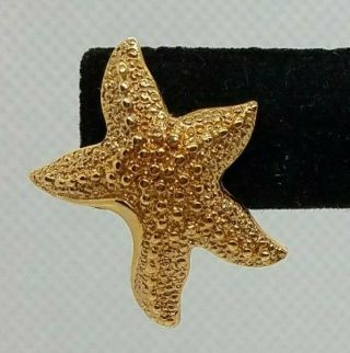 Vintage Signed Sarah Coventry Textured Gold Tone Star Fish Clip Earrings
