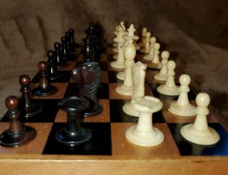 Antique Uhlig Staunton Carved Bone Chess Set,  1920 Orig Case 2