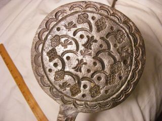 Fantastic 2 Different Patterns Wafer Iron Wrought