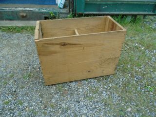RARE VINTAGE CHESTER OIL CO YORK USA WOOD CRATE. 3