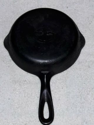 Vintage Griswold No.  3 Cast Iron Frying Pan Skillet Erie Pa 709 D