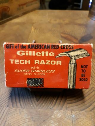 Vintage Gillette Tech Razor Gift Of The American Red Cross W/ Box 1966