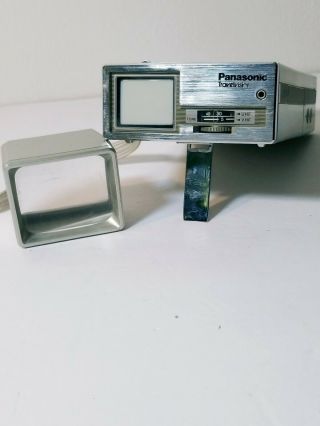 Vintage Panasonic Travelvision Model :TR - 1010P Portable TV 2