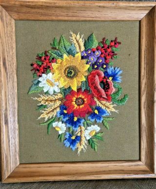 Vtg Crewel Floral Needlework Oak No Frame 24x20” Retro Kitsch 70’s 80’s Texture