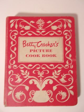 Vintage Betty Crocker 5 Ring Picture Cookbook First Edition Fourth Printing 1950