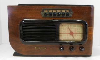 Antique 1941 Wwii Philco Model 41 - 226 Tabletop Radio