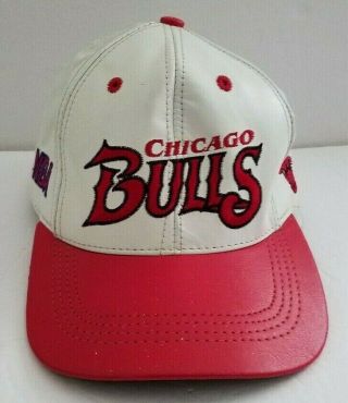 Vintage 90s Chicago Bulls Nba Basketball Leather Snapback Hat White Red