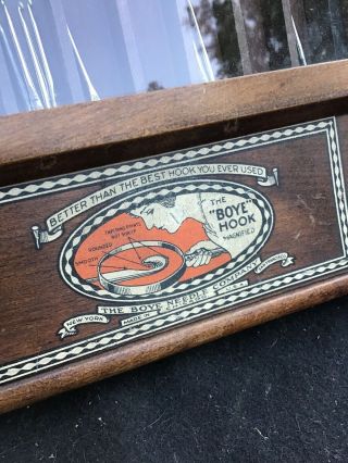 ANTIQUE 1919 The Boye Needle Company STORE DISPLAY Wooden CROCHET HOOK CASE 2