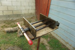 Antique Woodworking Quick Release Vise,  10  Jaw Under Bench Mount Cast Iron Vice