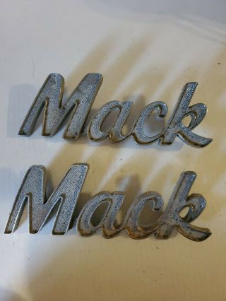 Vintage Mack Truck Side Emblems Part 27ru2127