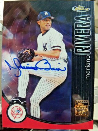 2001 Mariano Rivera Certified Auto Topps Finest Yankees All Time Saves Leader